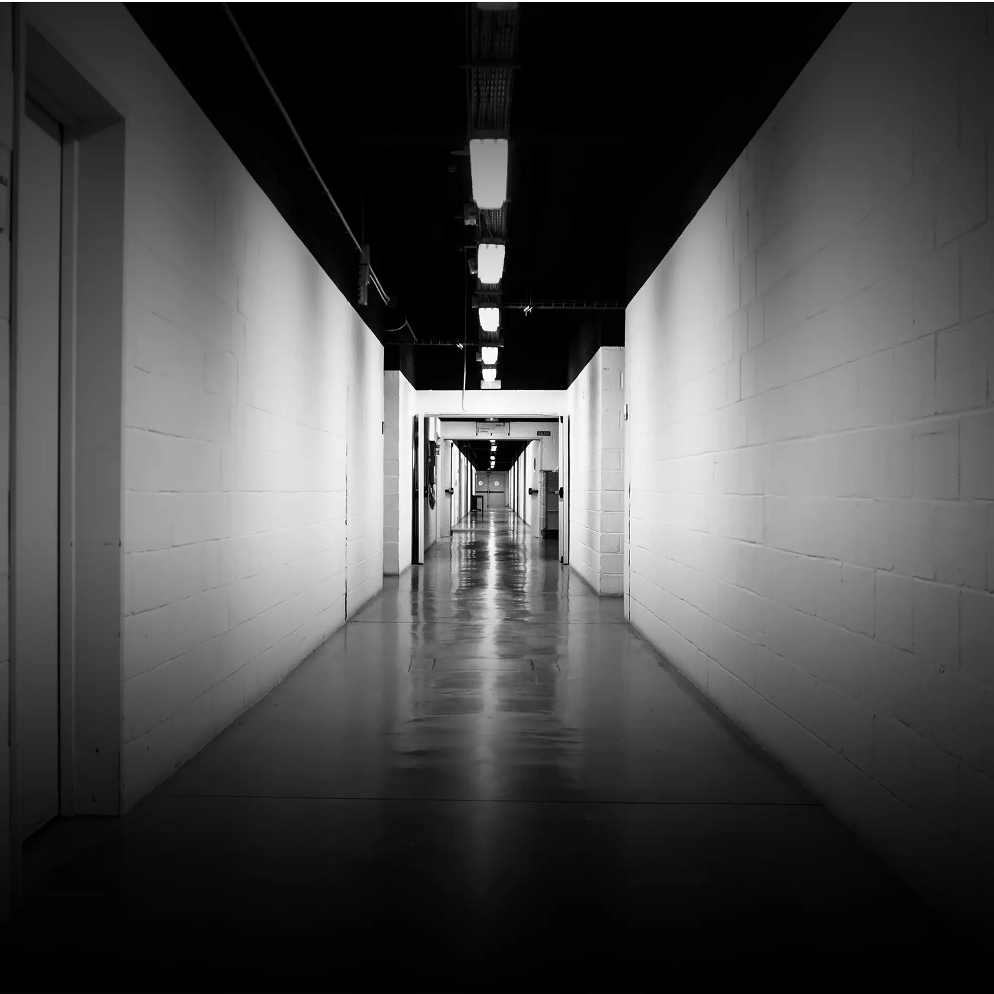 KHIND Emergency Light - EM0811NM